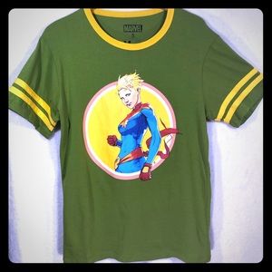 Women’s Captain Marvel Graphic T-Shirt Medium